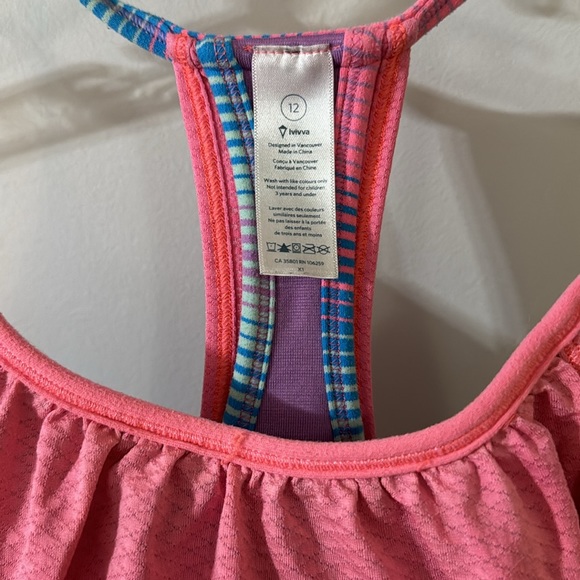 Ivivva tank - Picture 2 of 5